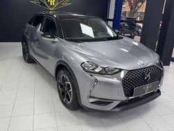 Cinzento Usado 2022 DS Automobiles DS3 Crossback Grand Chic SUV | € 21.500 (Preço justo)
