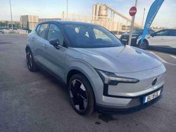 Cinzento Usado 2024 Volvo EX30 Plus SUV | € 36.990 (Bom preço)