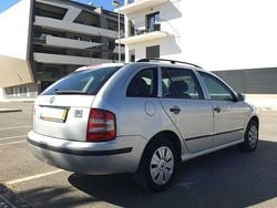 Usado 2005 Skoda Fabia Sedan | € 2.800 (Preço justo)
