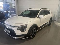 Branco Usado 2025 Kia Niro SUV | € 32.900 (Preço justo)