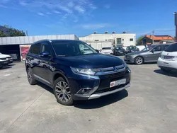 Azul Usado 2016 Mitsubishi Outlander Intense+ SUV | € 15.900 (Bom preço)