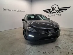 Azul Usado 2014 Volvo V60 Summum Carrinha | € 13.890 (Preço justo)