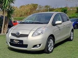 Outra Usado 2009 Toyota Yaris Citadino | € 12.999