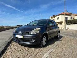 Usado 2007 Renault Clio III | € 3.900 (Caro)