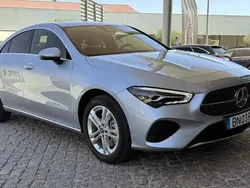 Cinzento hightech Usado 2024 Mercedes CLA250e Advanced Sedan | € 45.900 (Preço elevado)