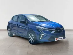 Azul Usado 2024 Mitsubishi Colt Sedan | € 16.490