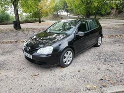 Preto Usado 2004 VW Golf IV Sedan | € 5.990 (Preço justo)