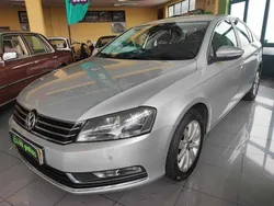 Cinzento Usado 2014 VW Passat Sedan | € 17.990