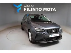 Cinza Usado 2023 Seat Arona Style SUV | € 14.700 (Bom preço)
