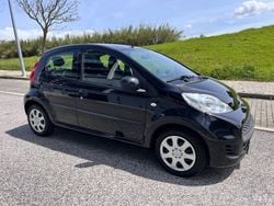 Preto Usado 2009 Peugeot 107 Citadino | € 5.000 (Preço justo)
