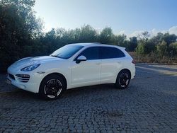 Usado 2010 Porsche Cayenne SUV | € 28.500 (Bom preço)