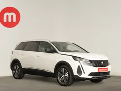 Usado 2024 Peugeot 5008 Allure Monovolume | € 33.499