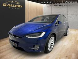 Azul escuro Usado 2016 Tesla Model X SUV | € 28.500