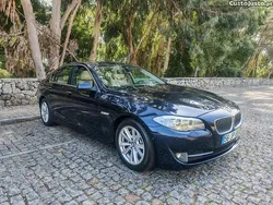Azul Usado 2010 BMW 530 Sedan | € 13.500