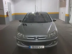 Usado 2004 Peugeot 206 CC Cabrios | € 4.500