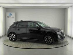Preto Usado 2025 Peugeot e-208 Allure Citadino | € 27.990 (Preço justo)