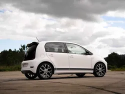 Branco Usado 2017 VW up! GTI Citadino | € 17.500