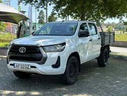 Branco Usado 2021 Toyota HiLux Pickup | € 29.950 (Preço justo)