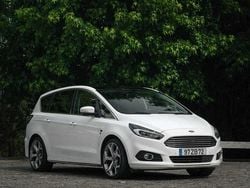 Branco Usado 2015 Ford S-MAX S Monovolume | € 16.750 (Preço justo)