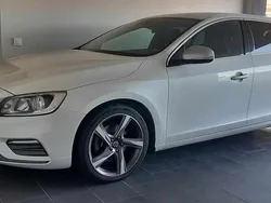 Branco Usado 2015 Volvo V60 Carrinha | € 11.999 (Preço justo)