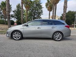 Usado 2015 Toyota Auris Touring Sports Carrinha | € 13.900 (Preço justo)