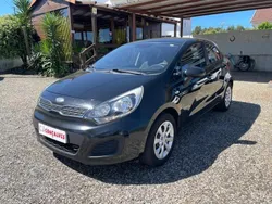 Preto Usado 2013 Kia Rio | € 7.250 (Preço elevado)