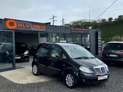 Outra Usado 2005 Lancia Musa Monovolume | € 3.498