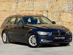Azul Usado 2013 BMW 318 Comfort Edition Carrinha | € 13.450 (Bom preço)