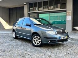 Usado 2006 Skoda Fabia Sedan | € 2.150 (Super Preço)