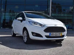 Branco Usado 2015 Ford Fiesta Citadino | € 9.900 (Preço elevado)
