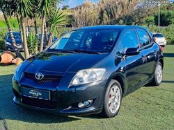 Preto Usado 2007 Toyota Auris Citadino | € 11.499