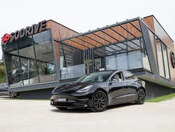 Preto Usado 2019 Tesla Model 3 Sedan | € 25.900 (Preço justo)