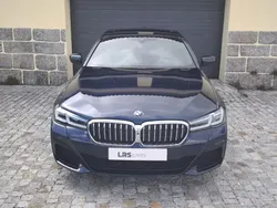 Azul Usado 2021 BMW 545e Sedan | € 56.490