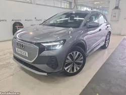 Cinza Usado 2023 Audi Q4 e-tron SUV | € 43.400