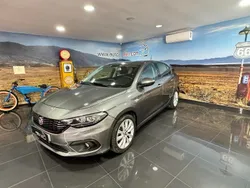 Cinza Usado 2017 Fiat Tipo Lounge Carrinha | € 12.500 (Preço elevado)