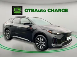 Preto Usado 2023 Toyota bZ4X SUV | € 33.900 (Preço justo)