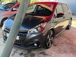 Cinzento Usado 2018 Peugeot 208 Citadino | € 10.250 (Bom preço)