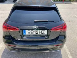 Usado 2023 Mercedes A250 AMG line Sedan | € 36.500 (Preço justo)