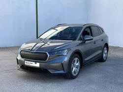 Cinzento Novo 2025 Skoda Enyaq iV SUV | € 36.950