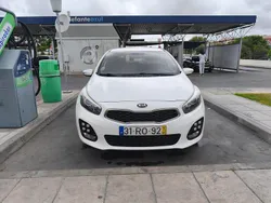 Branco Usado 2016 Kia Ceed Citadino | € 12.990 (Preço justo)