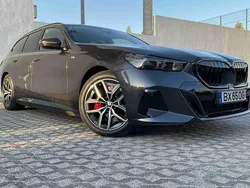 Cinzento Novo 2025 BMW i5 Sedan | € 73.500