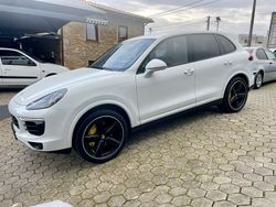 Branco Usado 2016 Porsche Cayenne Platinum Edition SUV | € 49.990 (Preço elevado)