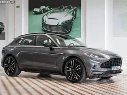 Cinza Usado 2022 Aston Martin DBX SUV | € 177.500