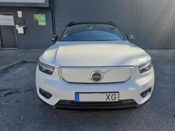 Branco Usado 2022 Volvo XC40 Plus SUV | € 33.000 (Preço justo)
