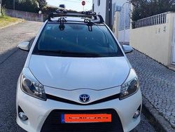 Usado 2012 Toyota Yaris Hybrid Sport Sedan | € 12.999 (Caro)
