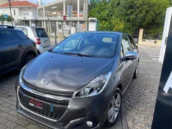 Cinzento Usado 2019 Peugeot 208 Citadino | € 9.900 (Bom preço)