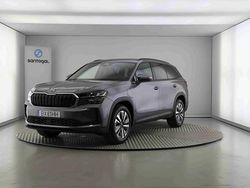 Cinzento Usado 2025 Skoda Kodiaq Selection SUV | € 39.990 (Bom preço)