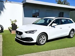 Branco Usado 2022 Seat Leon Citadino | € 18.500 (Preço justo)