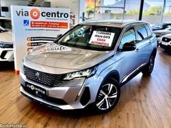 Cinza Usado 2024 Peugeot 5008 Allure Monovolume | € 29.750 (Preço justo)
