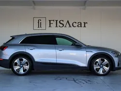Cinza Usado 2020 Audi e-tron Advanced SUV | € 36.400 (Preço justo)